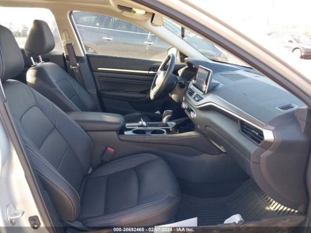 1N4BL4EW9NN310135 Nissan Altima Sl Intelligent Awd