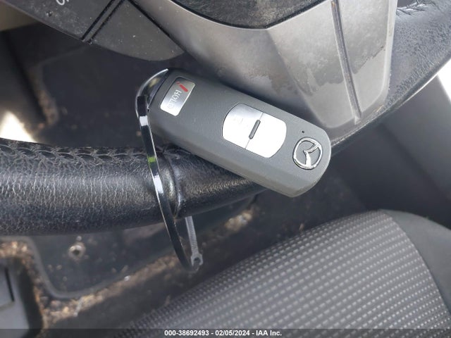 2013 Mazda Mazda3 I Touring მანქანა იყიდება აუქციონზე, vin: JM1BL1LP3D1789890, აუქციონის ნომერი: 38692493