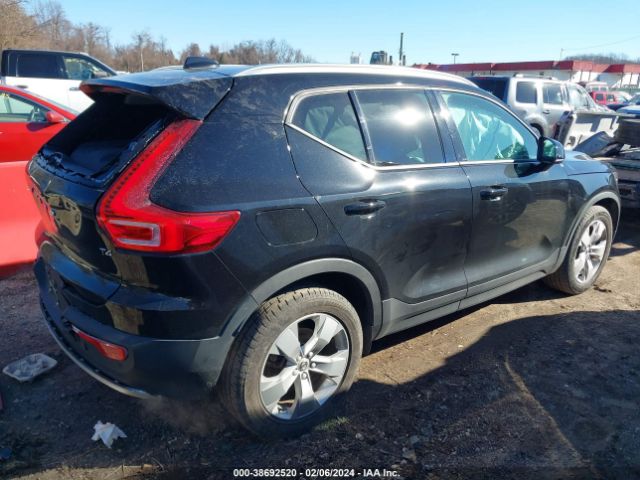 YV4AC2HKXL2309946 Volvo Xc40 T4 Momentum