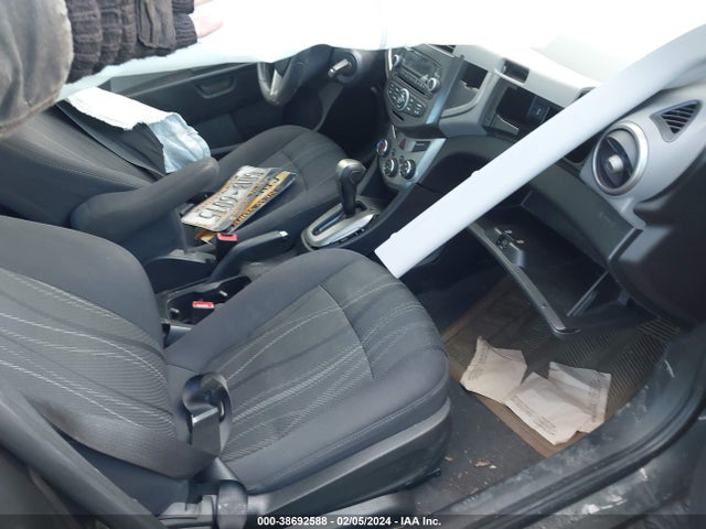 Chevrolet Sonic Lt Auto 2014 1G1JC5SH1E4160487 Image 5