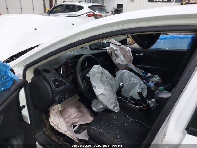 Dodge DART SE 2015 1C3CDFAA1FD117023 Image 5