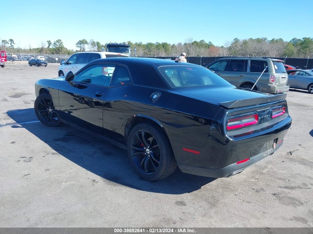 Dodge Challenger Sxt 2018 2C3CDZAG6JH131372 Image 3