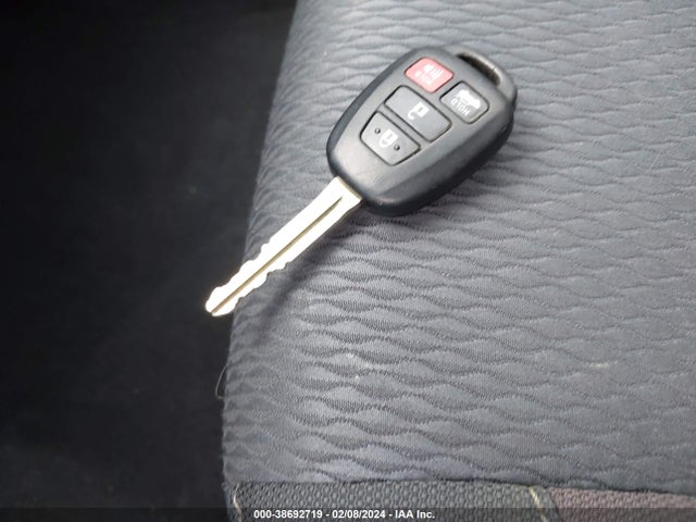 Toyota COROLLA LE 2017 2T1BURHE1HC781906 Image 11