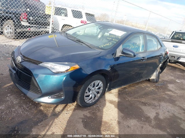 Toyota COROLLA LE 2017 2T1BURHE1HC781906 Image 2