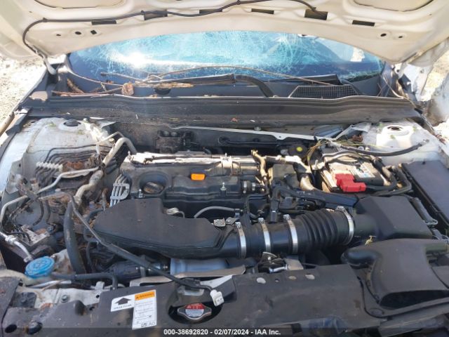 1HGCV2F92JA022563 Honda Accord Touring 2.0t