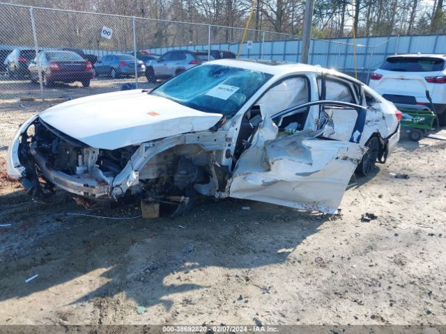 1HGCV2F92JA022563 Honda Accord Touring 2.0t