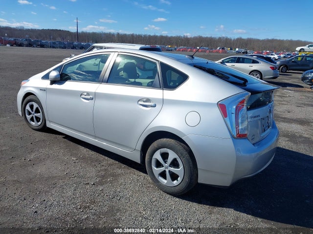 Toyota Prius Four 2015 JTDKN3DU0F0476198 Image 3