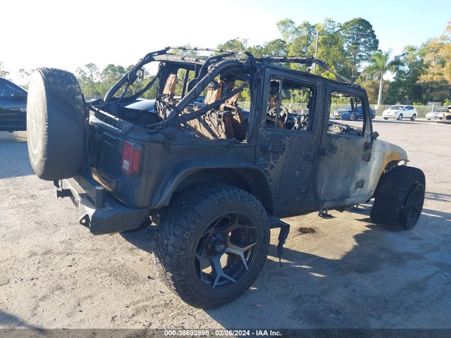 2016 JEEP WRANGLER UNLIMITED SPORT VIN: 1C4BJWDG5GL243330