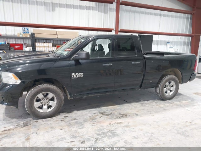 RAM 1500 Classic Express Quad Cab 4x4 6'4 Box 2019 1C6RR7FGXKS554302 Image 14