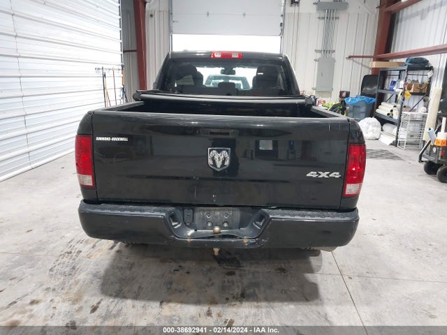 RAM 1500 Classic Express Quad Cab 4x4 6'4 Box 2019 1C6RR7FGXKS554302 Image 16