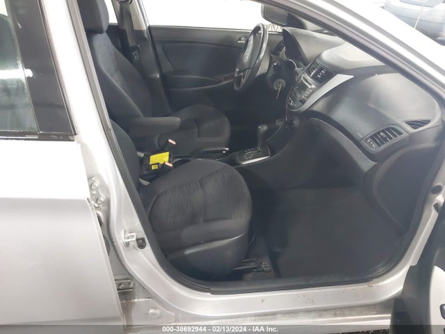 Hyundai ACCENT SE 2017 KMHCT5AE7HU337292 Image 5