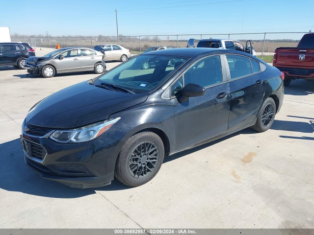 Chevrolet Cruze Ls Auto 2017 1G1BC5SM7H7124923 Image 2