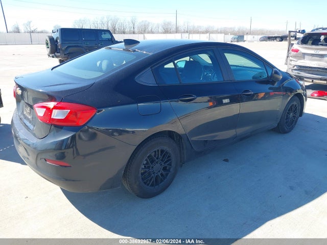 Chevrolet Cruze Ls Auto 2017 1G1BC5SM7H7124923 Image 4