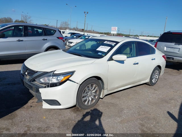 Nissan Altima 2.5 S 2016 1N4AL3AP1GC277926 Image 2