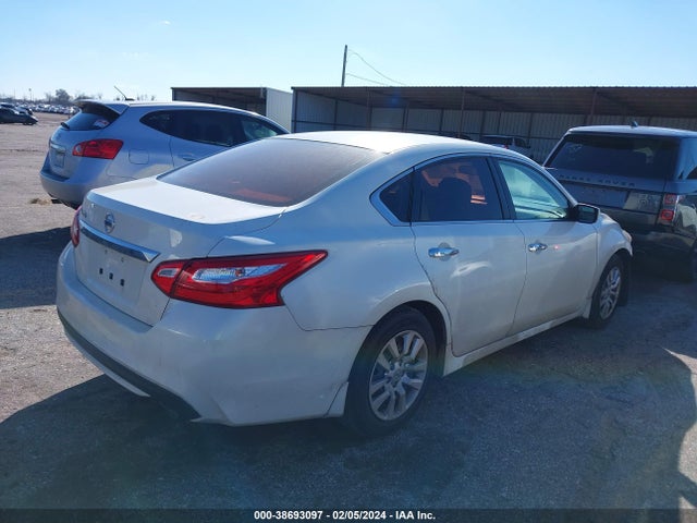 Nissan Altima 2.5 S 2016 1N4AL3AP1GC277926 Image 4