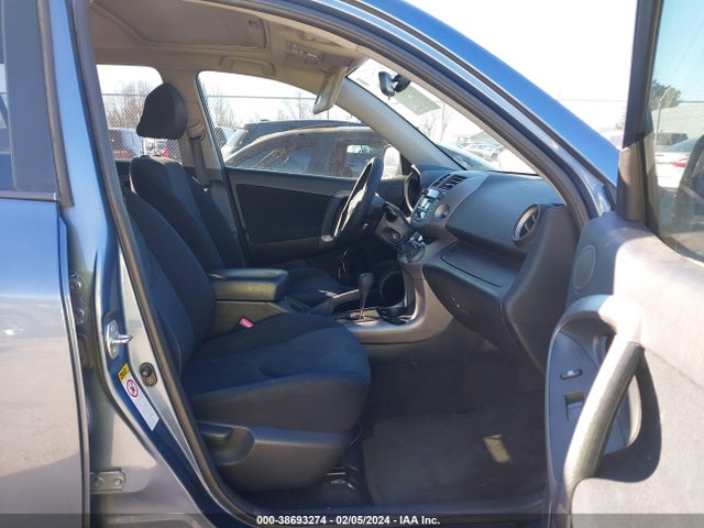 2007 TOYOTA RAV4 SPORT VIN: JTMBD32V475087843