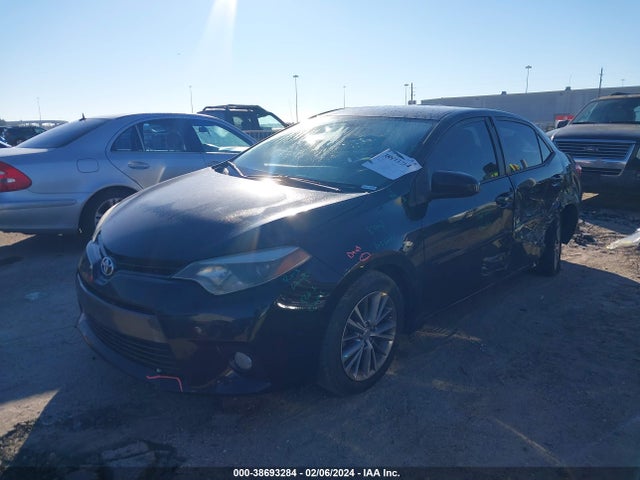 Toyota Corolla Le Plus 2015 5YFBURHE2FP186253 Image 2