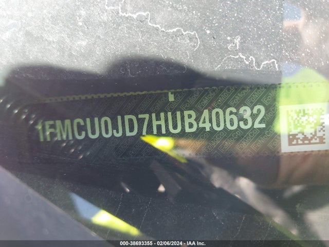 2017 FORD ESCAPE TITANIUM VIN: 1FMCU0JD7HUB40632