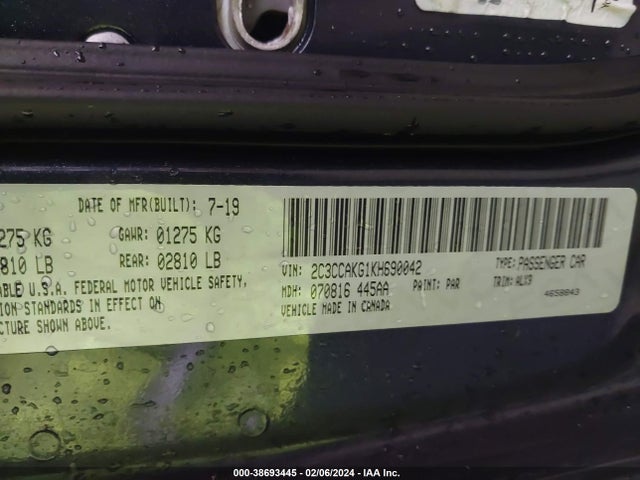 2C3CCAKG1KH690042 Chrysler 300 Limited Awd