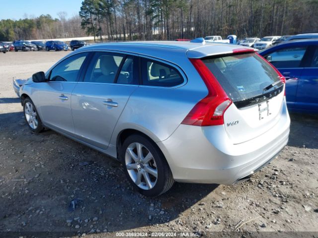 YV140MEK8H1355159 Volvo V60 T5 Premier