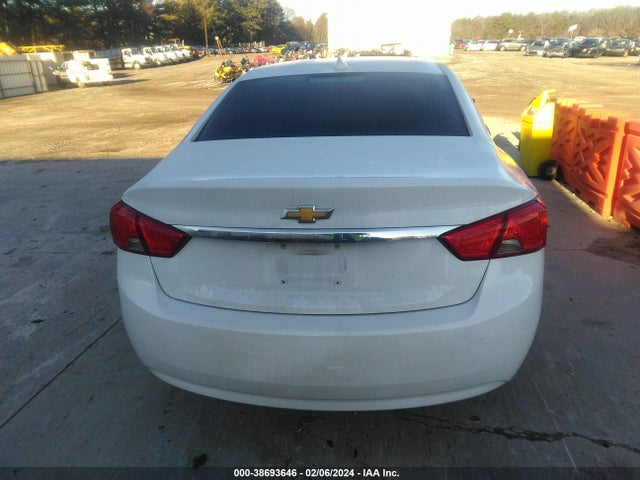 Chevrolet IMPALA 1LT 2018 2G1105S37J9158599 Image 16