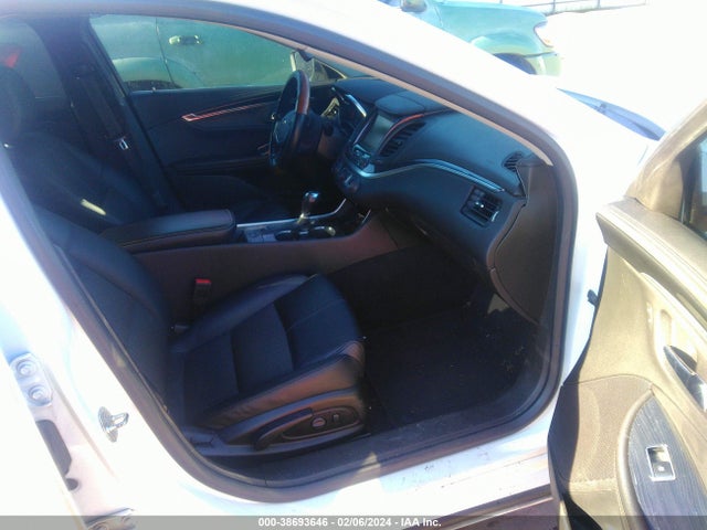 Chevrolet IMPALA 1LT 2018 2G1105S37J9158599 Image 5