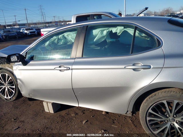 Toyota CAMRY SE 2018 4T1B11HK6JU090701 Image 14