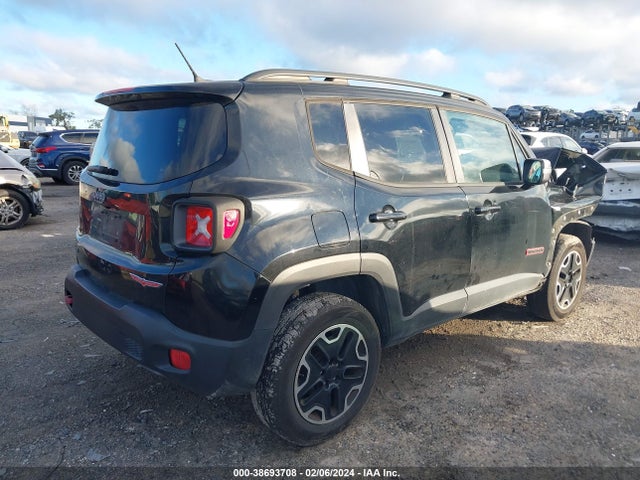 ZACCJBCT3GPD07498 Jeep Renegade Trailhawk