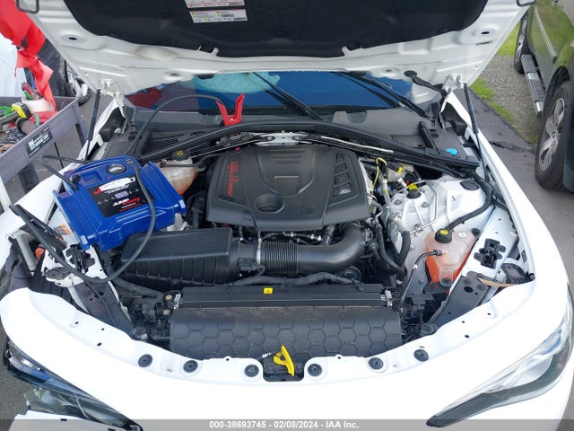 ZARFAMBN0M7640204 Alfa Romeo Giulia Ti Sport Rwd