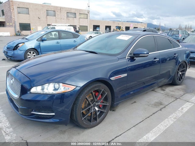 2011 JAGUAR XJ SAJWA1CBXBLV05573 Photo 1
