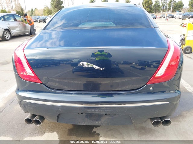 2011 JAGUAR XJ SAJWA1CBXBLV05573 Photo 5