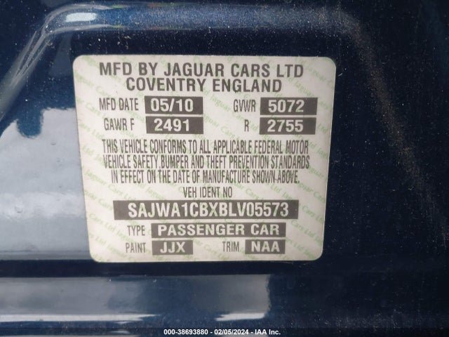 2011 JAGUAR XJ SAJWA1CBXBLV05573 Photo 8