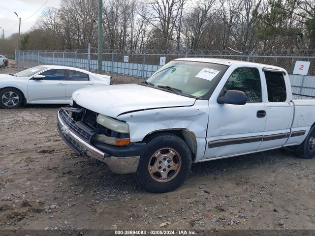 2002 CHEVROLET SILVERADO 1500 LS VIN: 2GCEC19T321178539