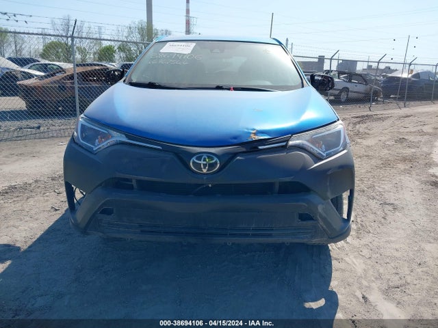 Toyota RAV4 LE 2017 JTMZFREV8HJ716861 Image 12