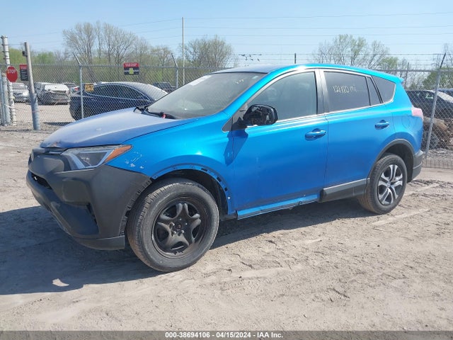Toyota RAV4 LE 2017 JTMZFREV8HJ716861 Image 2