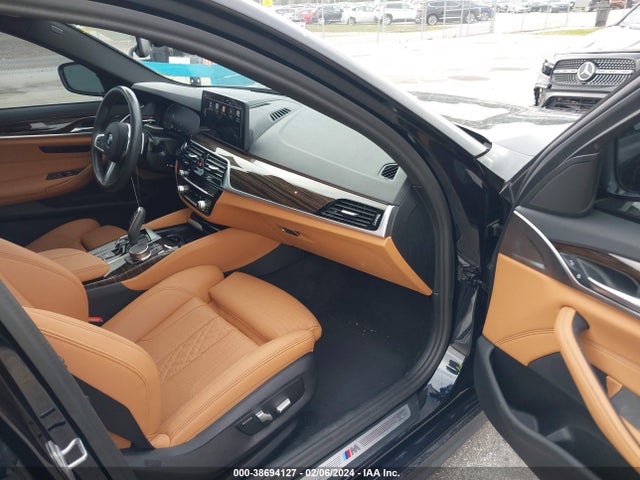 BMW 530I 2023 WBA53BH0XPWY03643 Image 5