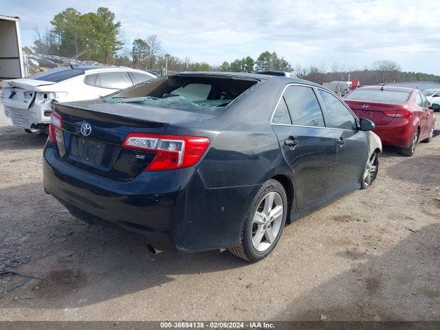 Toyota CAMRY SE 2014 4T1BF1FK9EU320953 Image 4