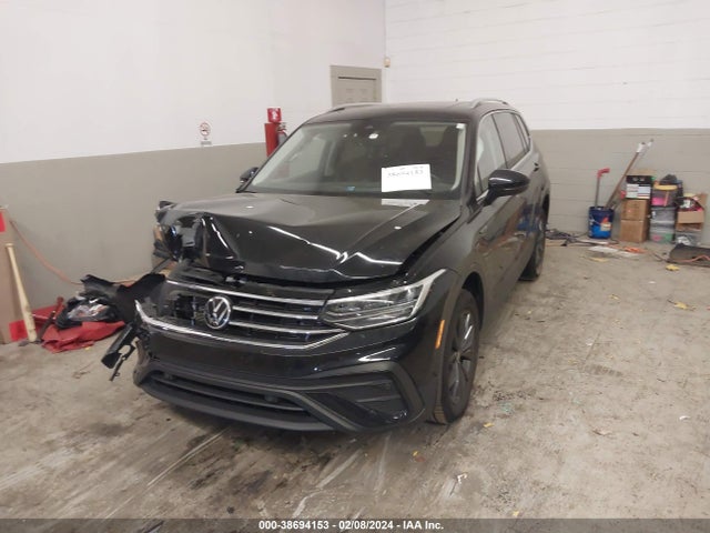 3VV2B7AX0NM127196 Volkswagen Tiguan 2.0t Se