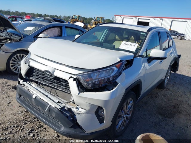 Toyota Rav4 Xle Premium 2021 2T3C1RFV2MW107893 Image 2