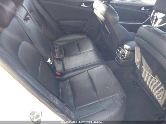 KNAE15LA3J6036586 KIA Stinger