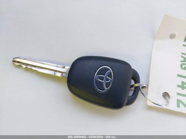 Toyota Rav4 Xle 2016 JTMWFREV6GJ088932 Image 11