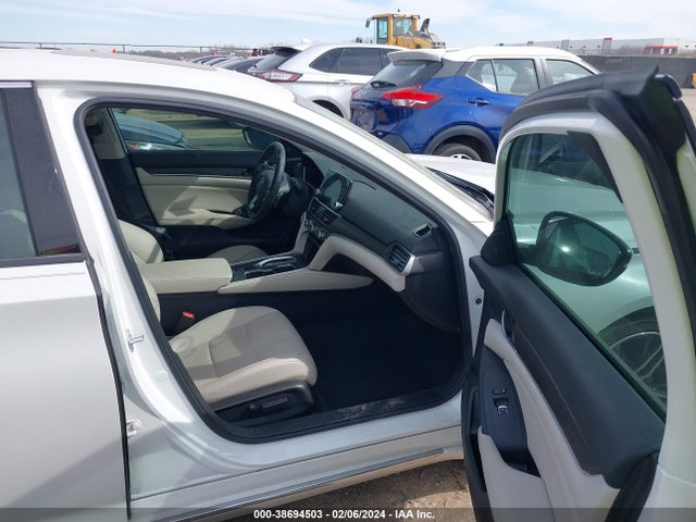 Honda Accord Touring 2021 1HGCV2F9XMA009984 Image 5