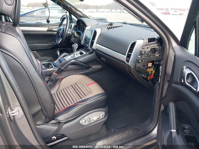 2017 PORSCHE CAYENNE E-HYBRID WP1AE2A20HLA71130 Photo 4