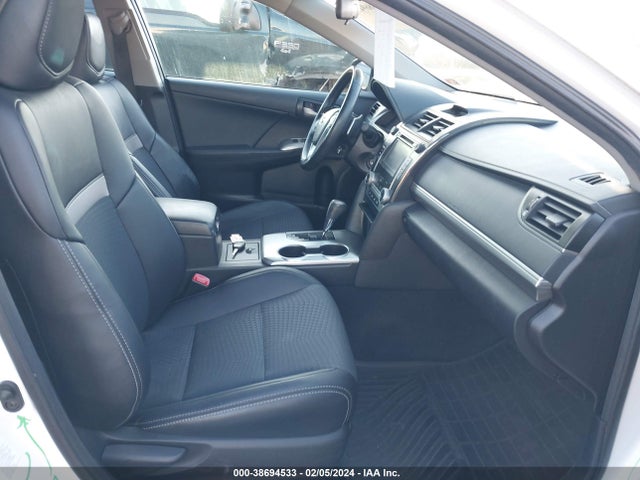 2014 TOYOTA CAMRY SE VIN: 4T1BF1FK2EU440495