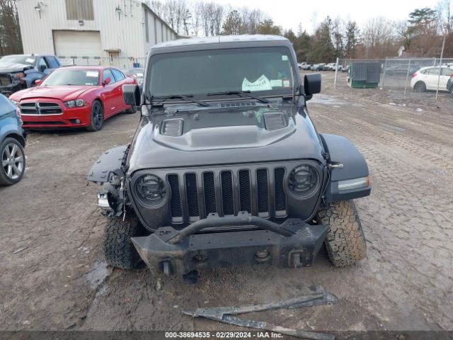 1C4HJXCG8JW265085 Jeep Wrangler Rubicon 4x4
