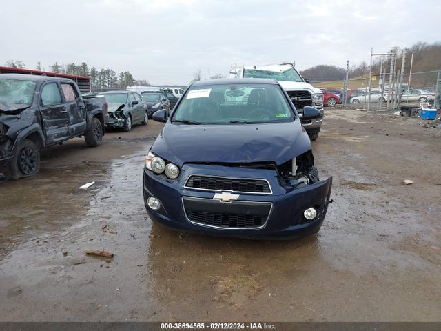 Chevrolet Sonic Lt Auto 2015 1G1JC5SH9F4150369 Image 12