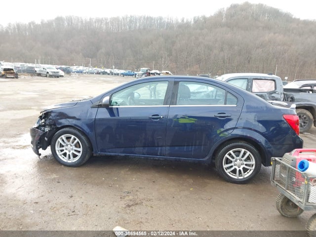 Chevrolet Sonic Lt Auto 2015 1G1JC5SH9F4150369 Image 14