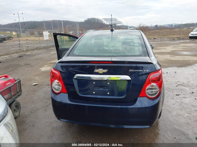 Chevrolet Sonic Lt Auto 2015 1G1JC5SH9F4150369 Image 16