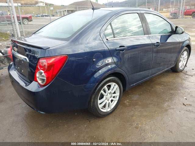 Chevrolet Sonic Lt Auto 2015 1G1JC5SH9F4150369 Image 4