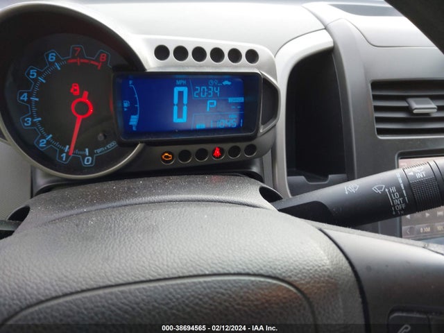 Chevrolet Sonic Lt Auto 2015 1G1JC5SH9F4150369 Image 7